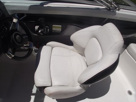 Chaparral 206-SSI image