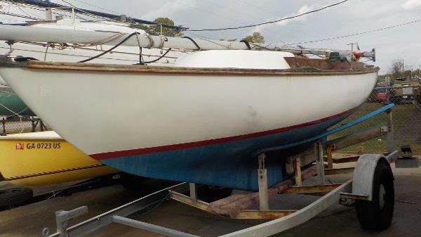 Cape Dory Typhoon Daysailer 