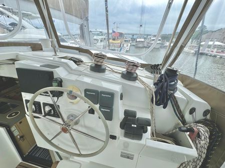 Fountaine Pajot Lucia 40 image