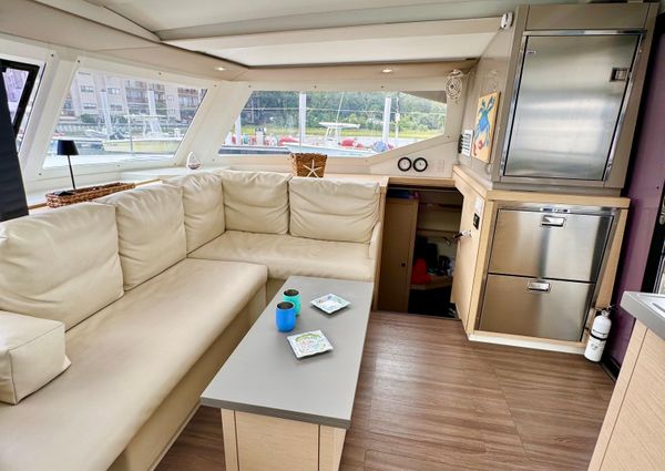 Fountaine Pajot Lucia 40 image