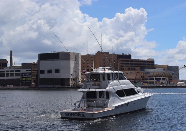 Hatteras 70 Convertible image