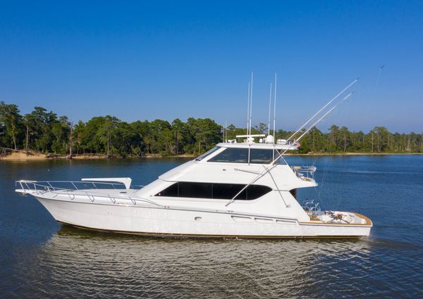 Hatteras 70 Convertible image