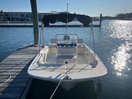 Boston-whaler 170-MONTAUK image