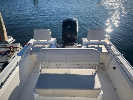 Boston-whaler 170-MONTAUK image