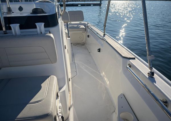 Boston-whaler 170-MONTAUK image