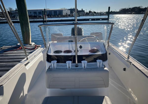 Boston-whaler 170-MONTAUK image