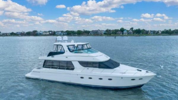 Carver 570 Voyager Pilothouse 