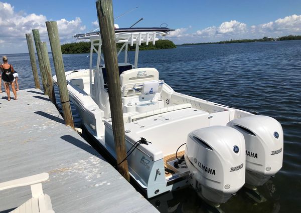 Buddy Davis 28 Center Console image