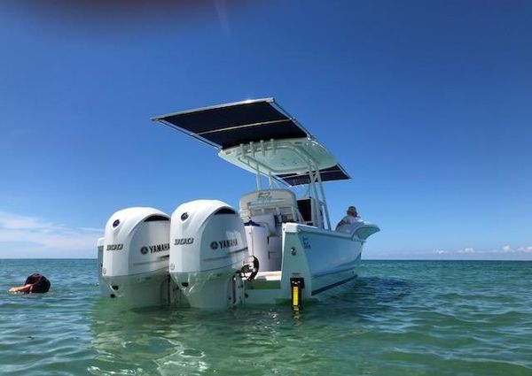 Buddy Davis 28 Center Console image