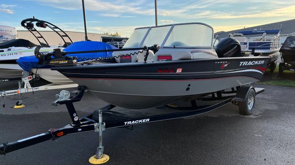 Tracker Targa V-18 WT