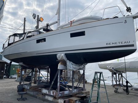 Beneteau Oceanis 38.1 image