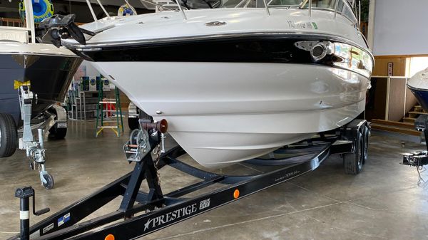 Crownline 250 Cruiser