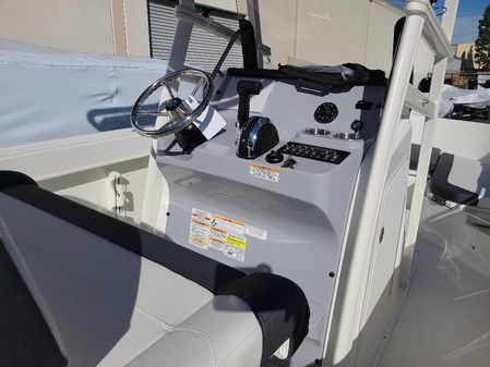 Bayliner TROPHY-T22CC image