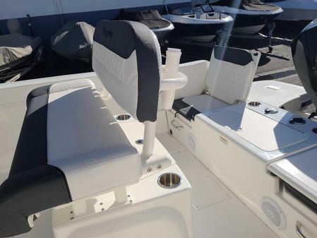 Bayliner TROPHY-T22CC image