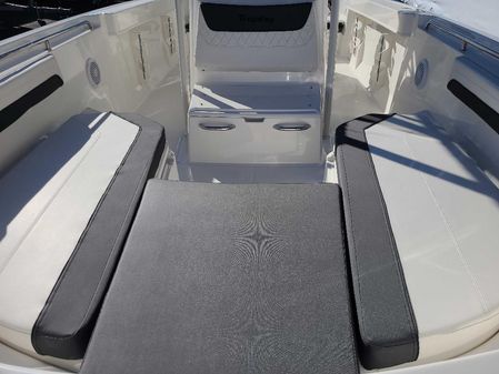 Bayliner TROPHY-T22CC image