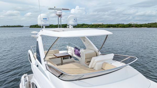 Azimut 54 Flybridge image