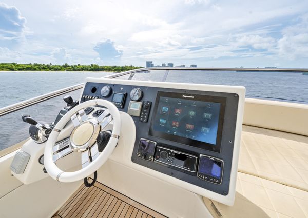 Azimut 54 Flybridge image