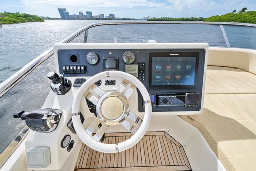 Azimut 54 Flybridge image