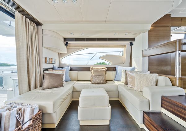 Azimut 54 Flybridge image