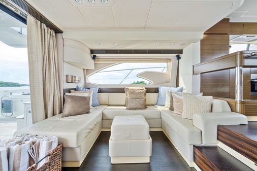 Azimut 54 Flybridge image