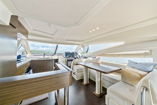 Azimut 54 Flybridge image