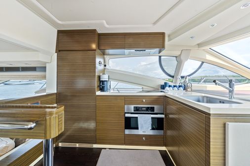 Azimut 54 Flybridge image