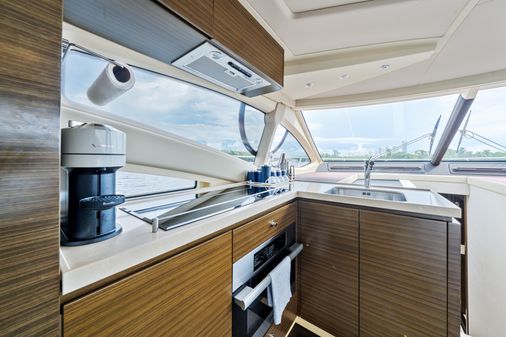 Azimut 54 Flybridge image