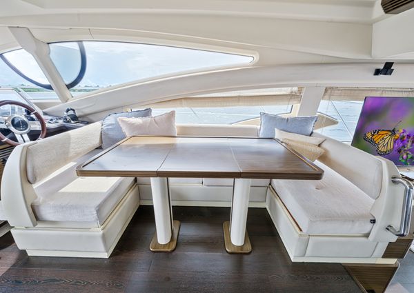 Azimut 54 Flybridge image