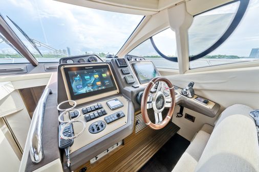 Azimut 54 Flybridge image