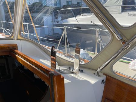 Hinckley Bermuda 40, MK III Sloop image