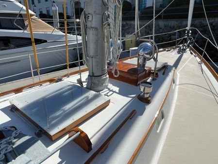 Hinckley Bermuda 40, MK III Sloop image