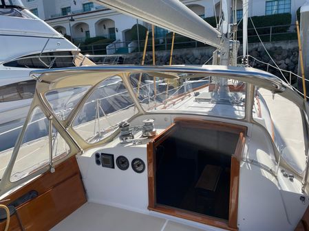 Hinckley Bermuda 40, MK III Sloop image