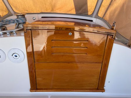 Hinckley Bermuda 40, MK III Sloop image