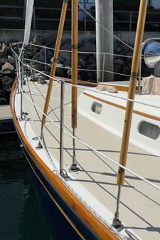 Hinckley Bermuda 40, MK III Sloop image