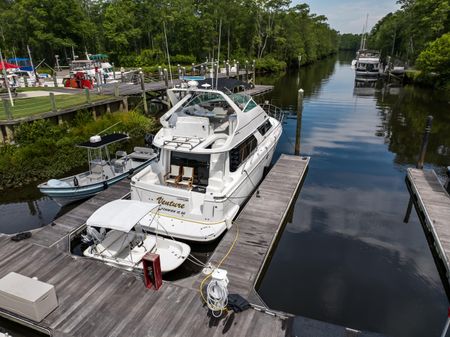 Carver 450 Voyager Pilothouse image