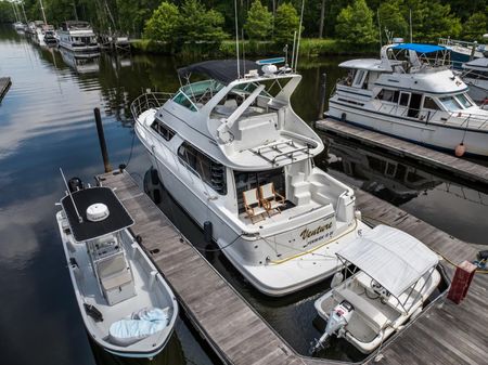 Carver 450 Voyager Pilothouse image