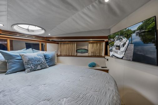 Carver 450 Voyager Pilothouse image