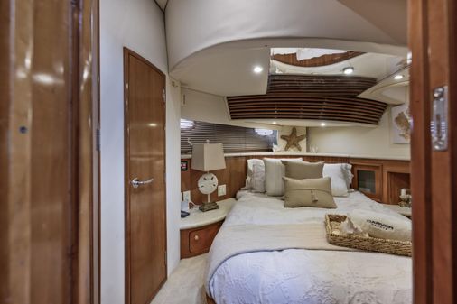 Carver 450 Voyager Pilothouse image