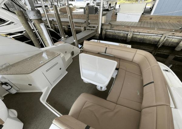 Sea Ray 350 Sundancer image