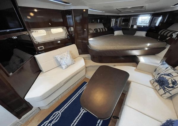 Sea Ray 350 Sundancer image