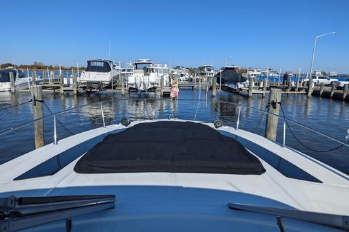 Sea Ray 350 Sundancer image