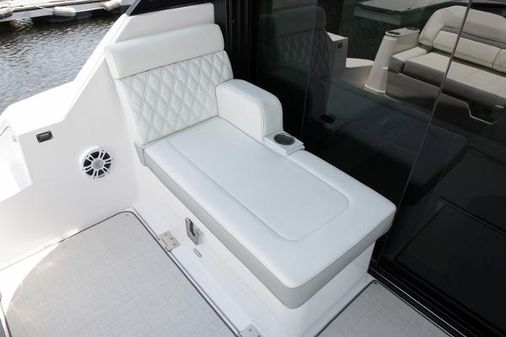 Regal 36-GRANDE-COUPE image