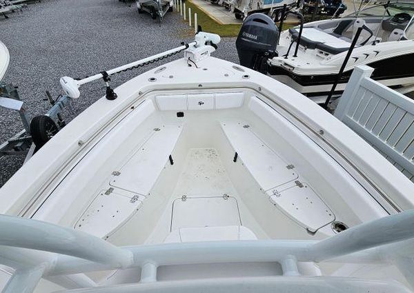 Sea-pro 222-CENTER-CONSOLE image