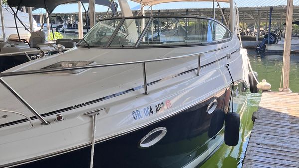 Rinker 280 Express Cruiser 