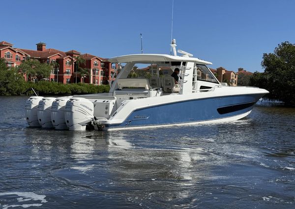 Boston Whaler 420 Outrage image