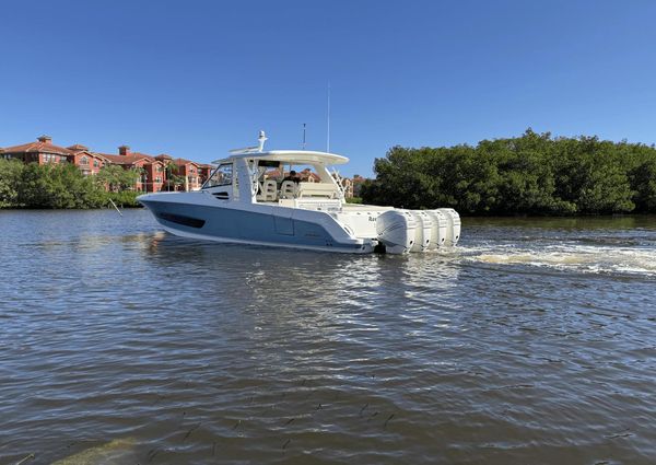 Boston Whaler 420 Outrage image