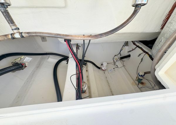 Cobia 237-CENTER-CONSOLE image