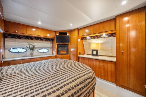 Carver 466 Motor Yacht image