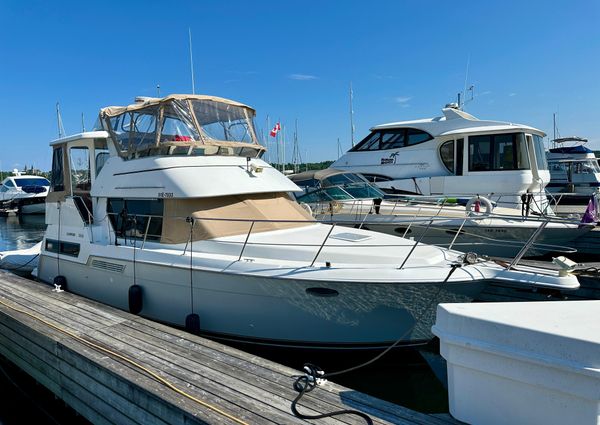 Carver 355-AFT-CABIN image