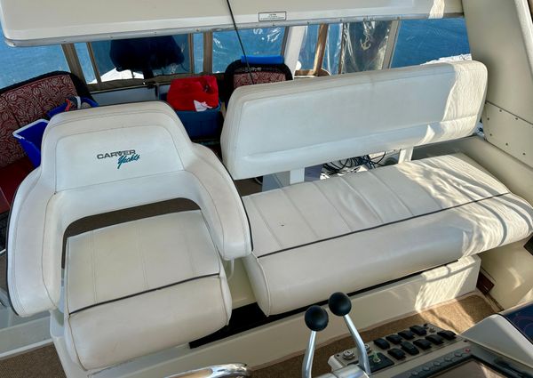 Carver 355-AFT-CABIN image